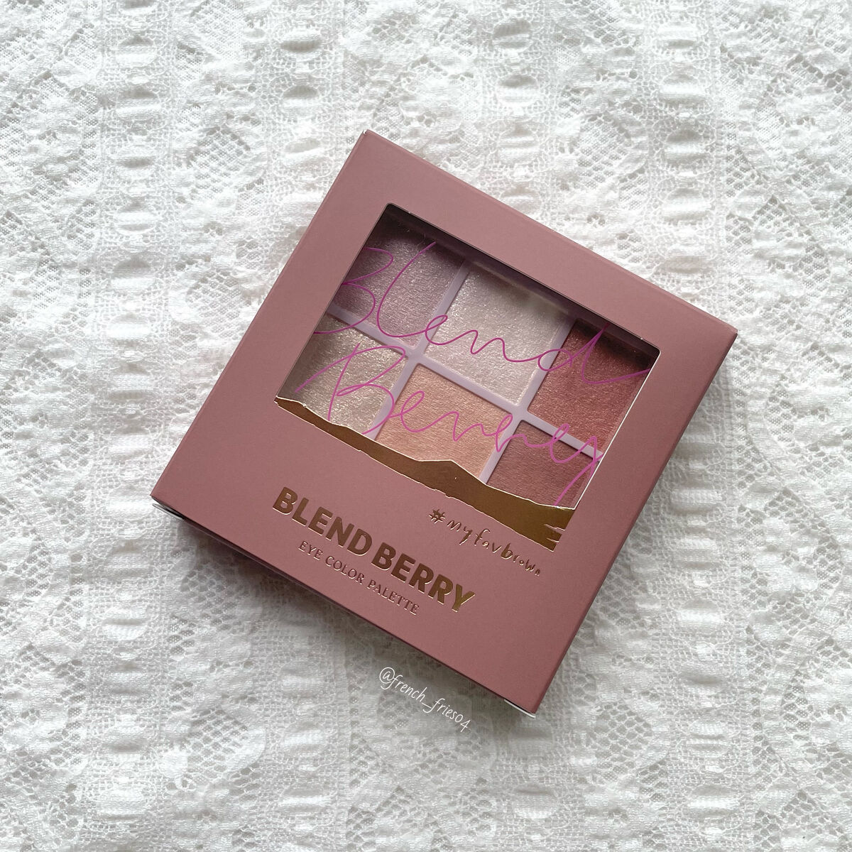 オーラクリエイション #myfavbrown 010 いちごミルク＆ピンクブラウン/BLEND BERRY/アイシャドウパレットを使ったクチコミ（2枚目）