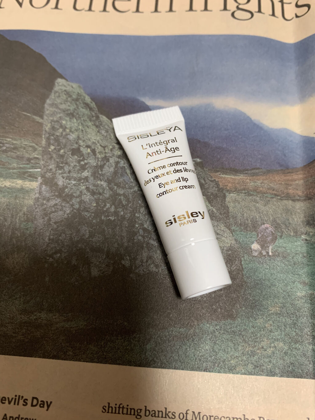 シスレー シスレイヤ クレーム コントゥール デ ユーのクチコミ「シスレーのシスレイヤ クレーム コントゥール デ ユーです
こちらはRAXYに入っていたものに.....」（1枚目）