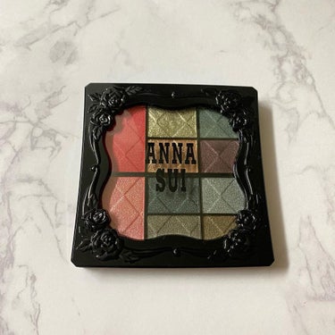 メイクアップ パレット  02 ドラマティックで大胆なカラーパレット/ANNA SUI/アイシャドウパレットを使ったクチコミ（2枚目）