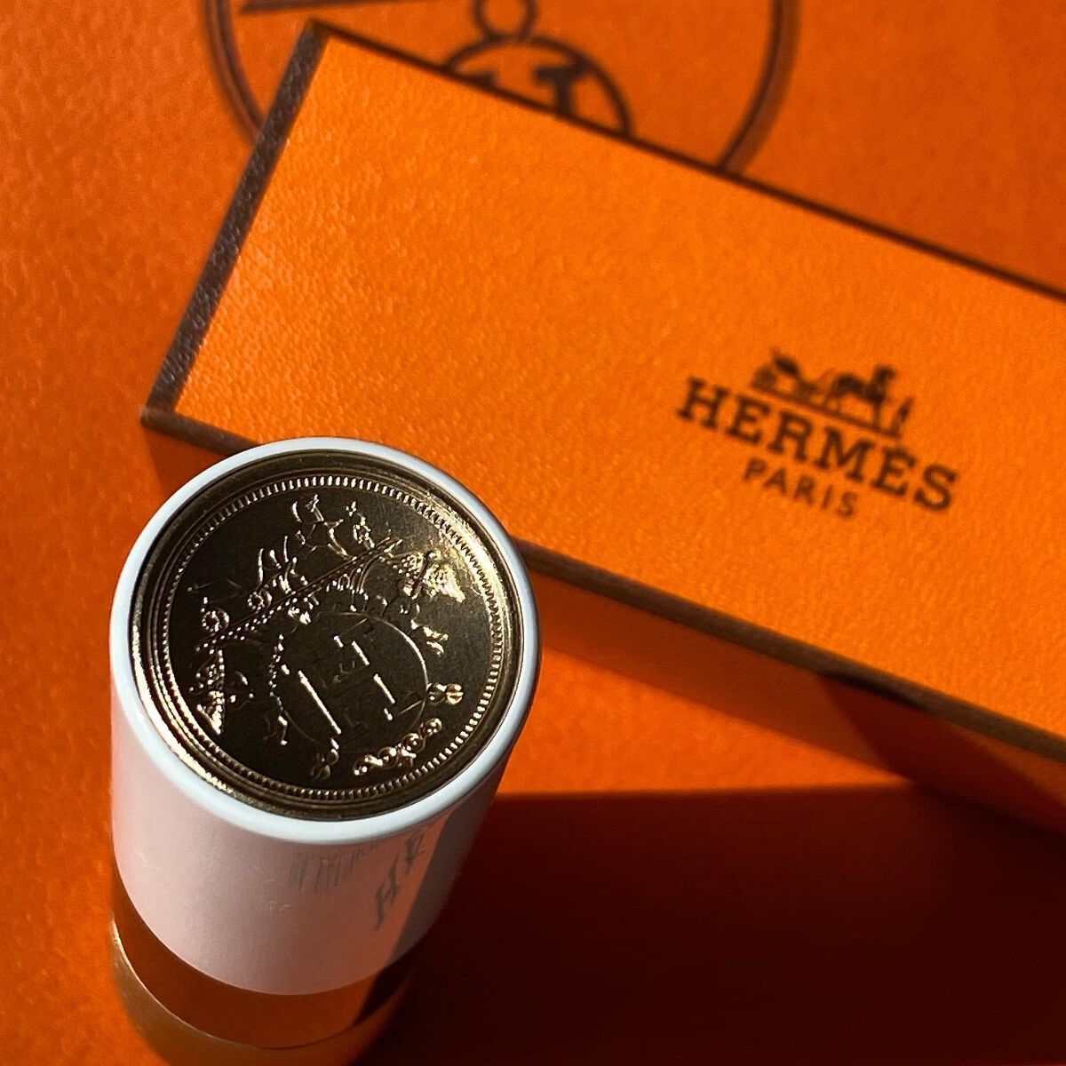 〈ルージュ・エルメス〉 ルージュ ア レーヴル サティネ/エルメス/口紅を使ったクチコミ(3枚目)