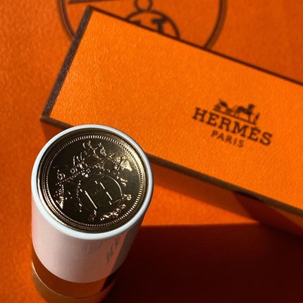 〈ルージュ・エルメス〉 ルージュ ア レーヴル サティネ/エルメス/口紅を使ったクチコミ(3枚目)