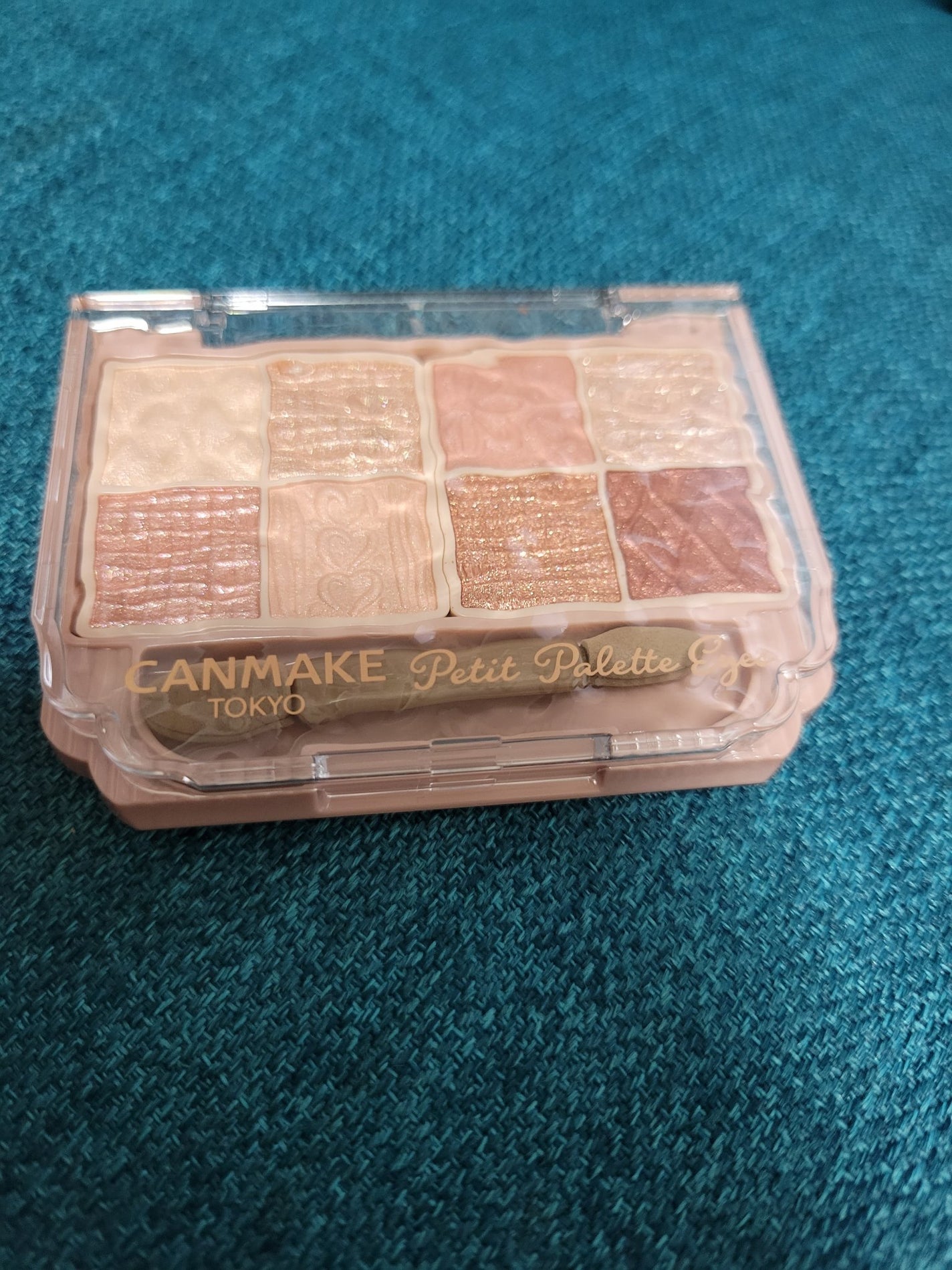 プティパレットアイズ/キャンメイク/パウダーアイシャドウを使ったクチコミ(1枚目)
