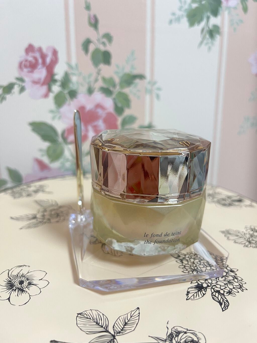 ル・フォンドゥタン/クレ・ド・ポー ボーテ/クリーム・エマルジョンファンデーションを使ったクチコミ(1枚目)