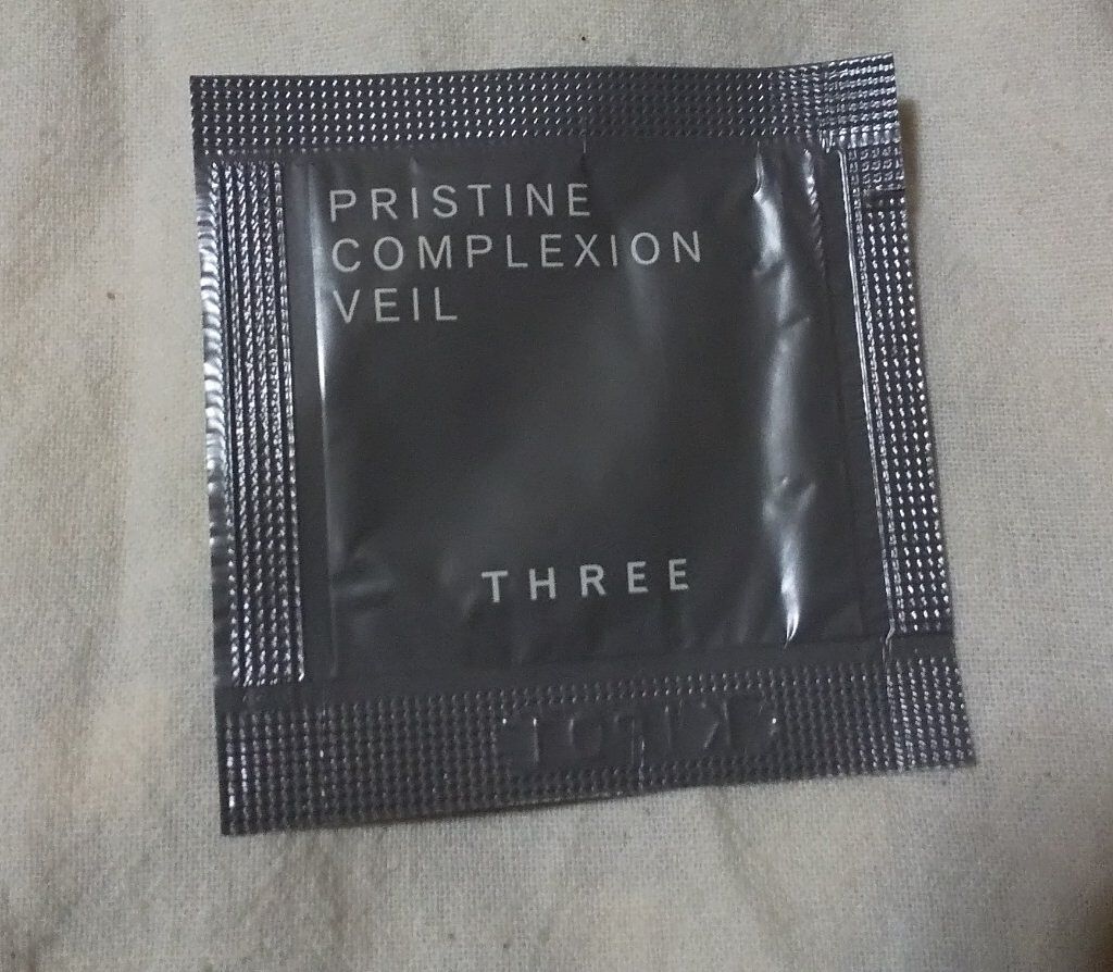 プリスティーンコンプレクションヴェール/THREE/化粧下地を使ったクチコミ（1枚目）