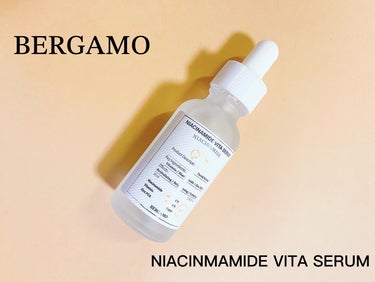 BERGAMO
NIACINAMIDE VITA SERUM

水々しくほんのりとろみのあるテクスチャで肌馴染み良し◎
何やら厳しい審査で有名なイタリアのヴィーガンV-Lavelで、認証を受けた製品だそ