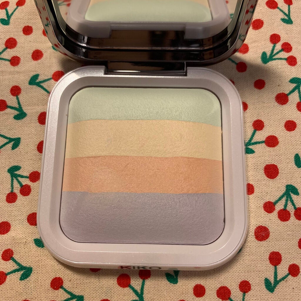 colour correction face fixing powder/KIKO/プレストパウダーを使ったクチコミ(2枚目)