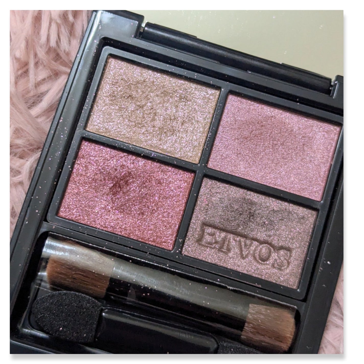 ミネラルクラッシィシャドー/エトヴォス/アイシャドウパレットを使ったクチコミ(3枚目)