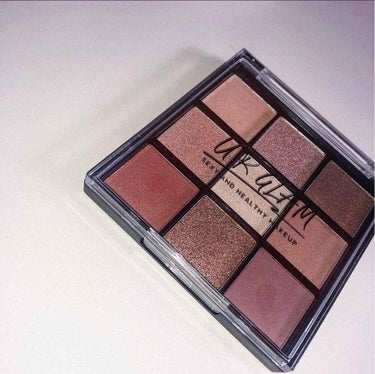 UR GLAM　BLOOMING EYE COLOR PALETTE/U R GLAM/アイシャドウパレットを使ったクチコミ（1枚目）