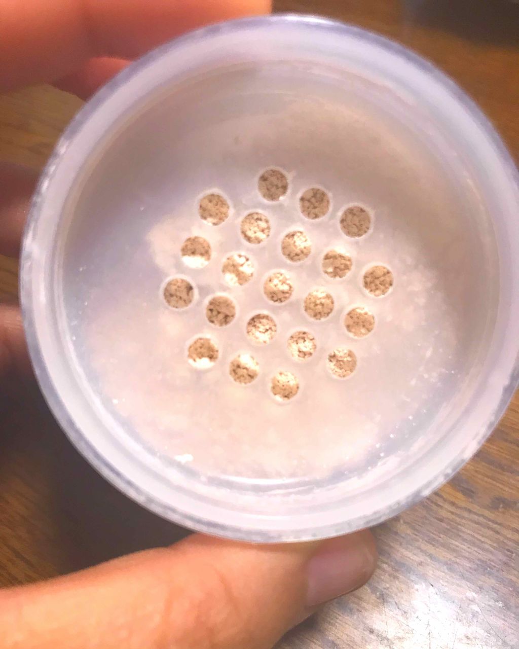 プライバシーUVパウダー50/プライバシー/ルースパウダーを使ったクチコミ(3枚目)