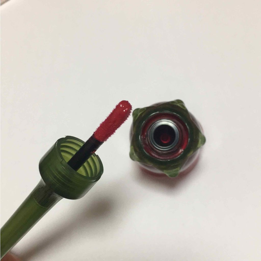 プロマンスリップカラーシャイン/LABIOTTE/口紅を使ったクチコミ(4枚目)