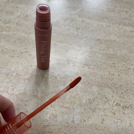 フィクシングティント ジンジャーミルクティー(新パッケージ)/ETUDE/リップティントを使ったクチコミ(2枚目)