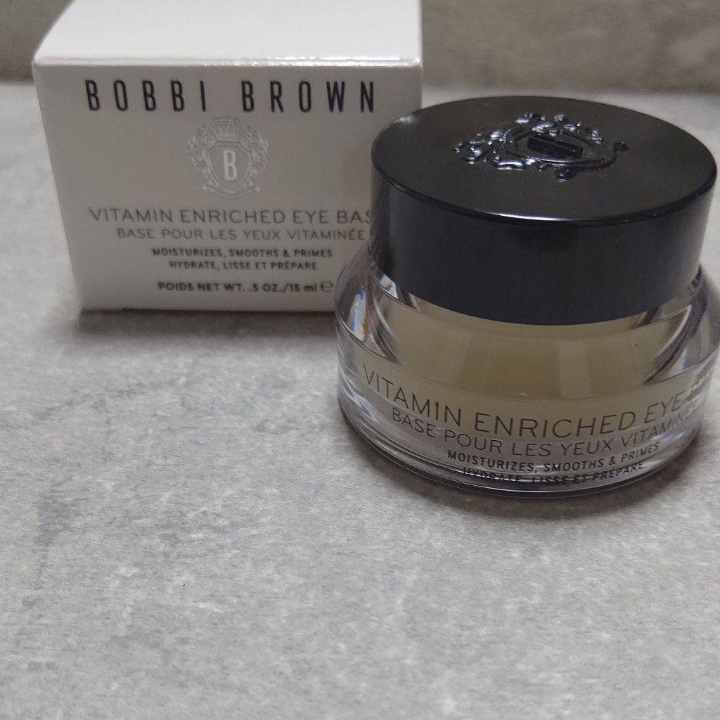 BOBBI BROWN ビタエンリッチド アイ ベースのクチコミ「BOBBI BROWN ビタエンリッチド アイ ベース アイクリーム

柑橘系の香り？がほんの.....」（1枚目）