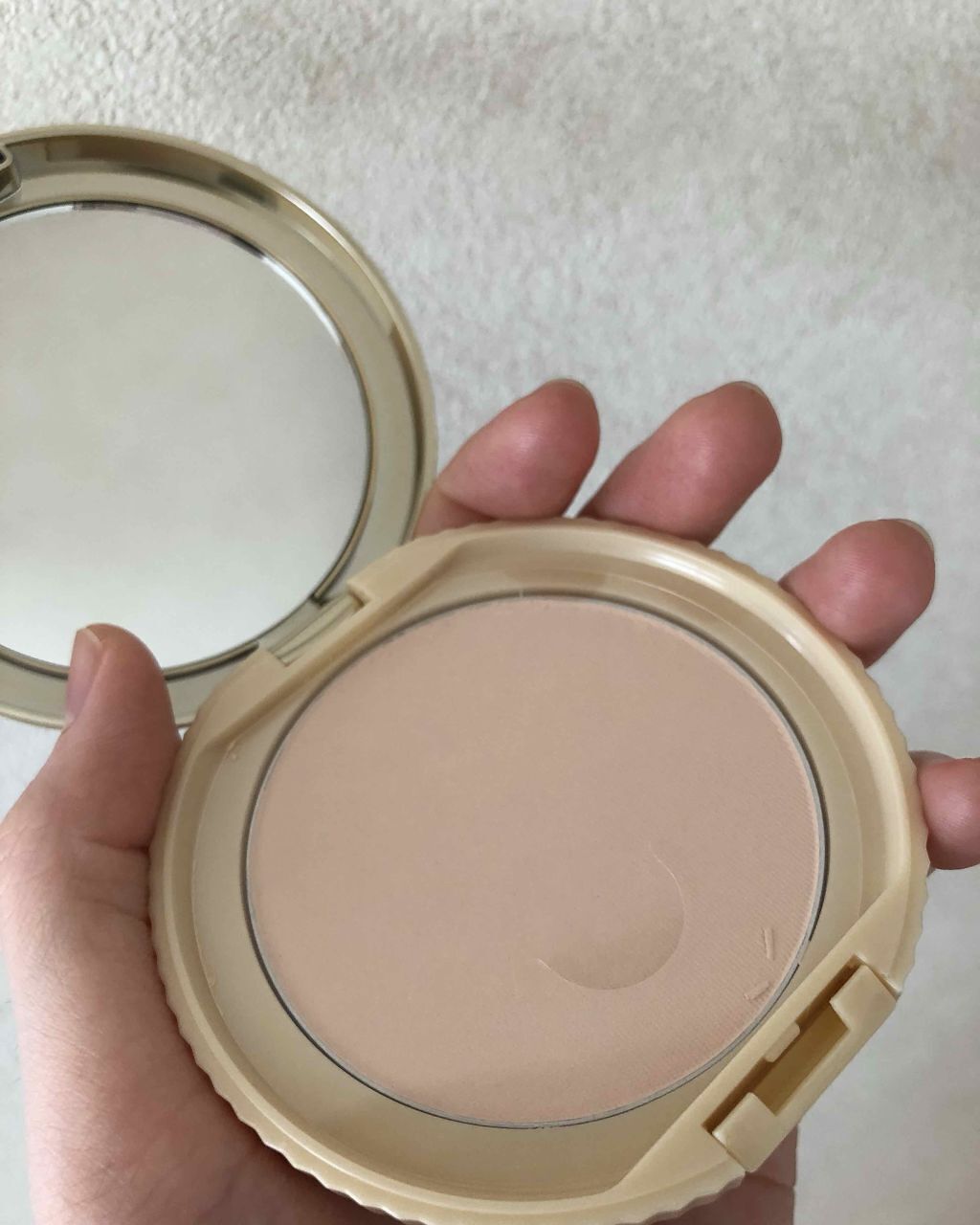 【旧品】マシュマロフィニッシュパウダー/キャンメイク/プレストパウダーを使ったクチコミ(2枚目)
