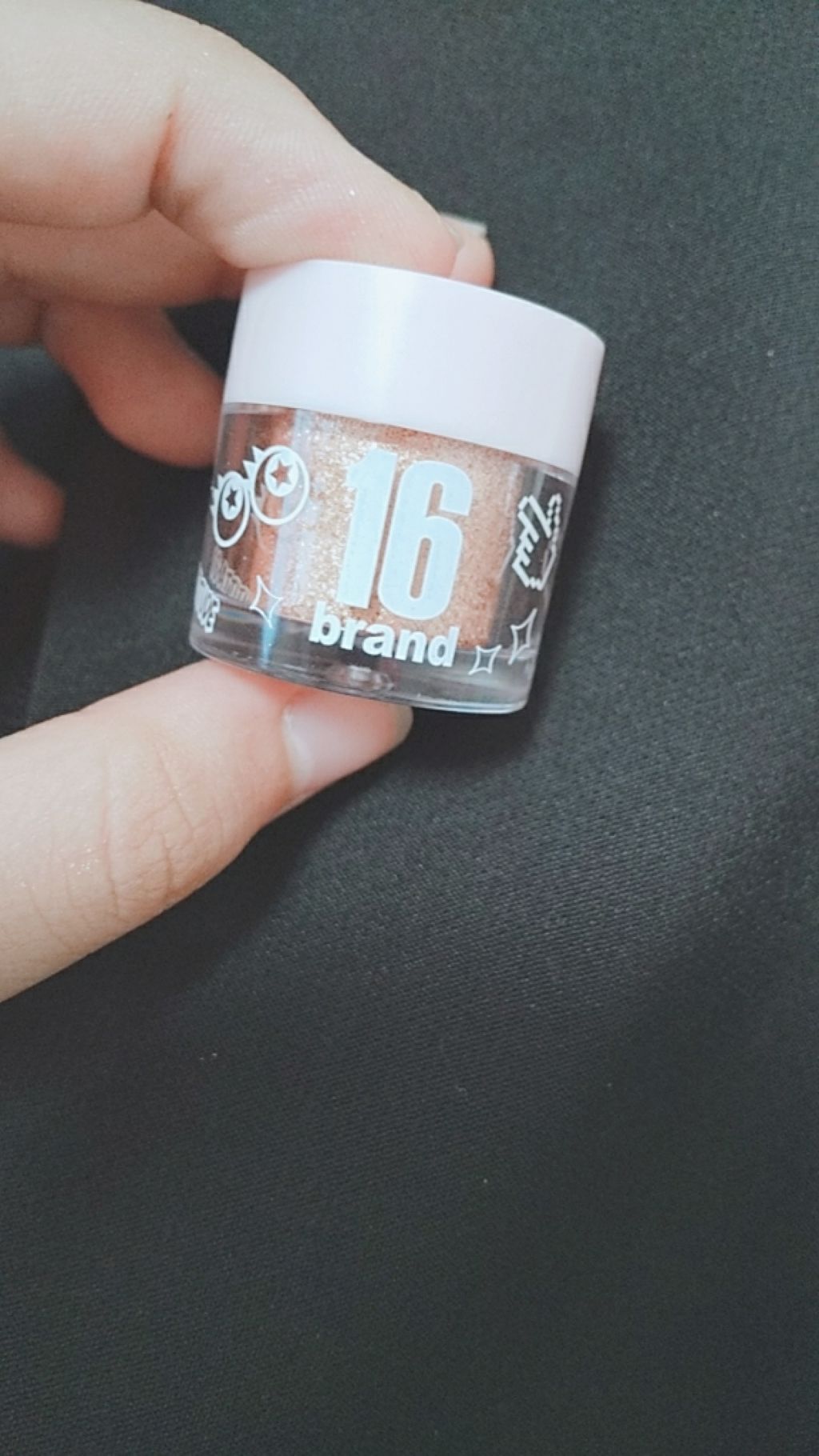 16CANDY ROCK PEAEL POWDER/16BRAND/単色アイシャドウを使ったクチコミ(1枚目)