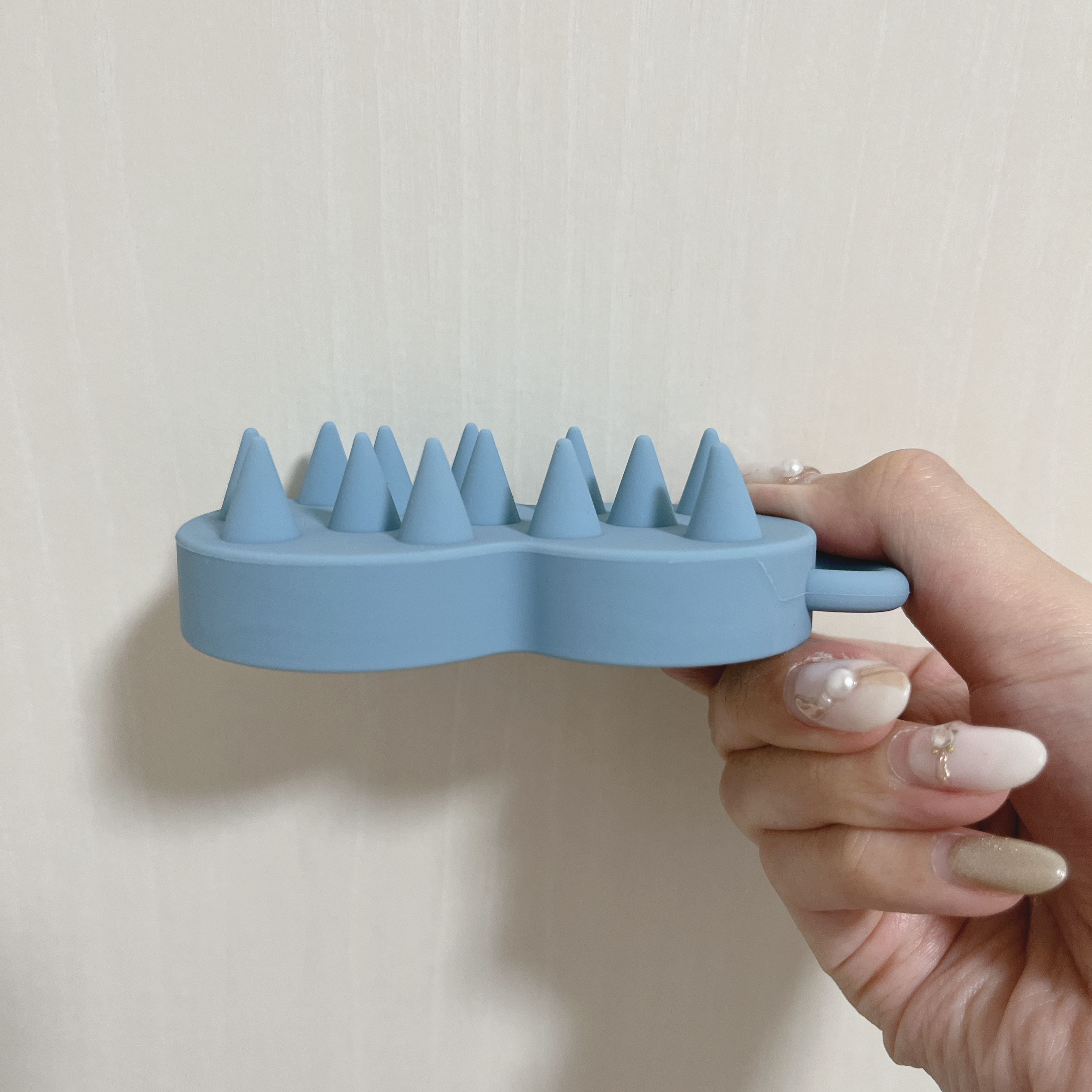 スパ やみつき 頭皮マッサージブラシ ソフト/エイトザタラソ/スカルプブラシを使ったクチコミ（3枚目）