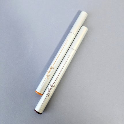 Symgirl シムガール リキッドアイライナーのクチコミ「以前アエナ購入品で投稿したシムガールのアイライナー
暖色系2本買ったので使ってみてどうだっか書.....」(1枚目)