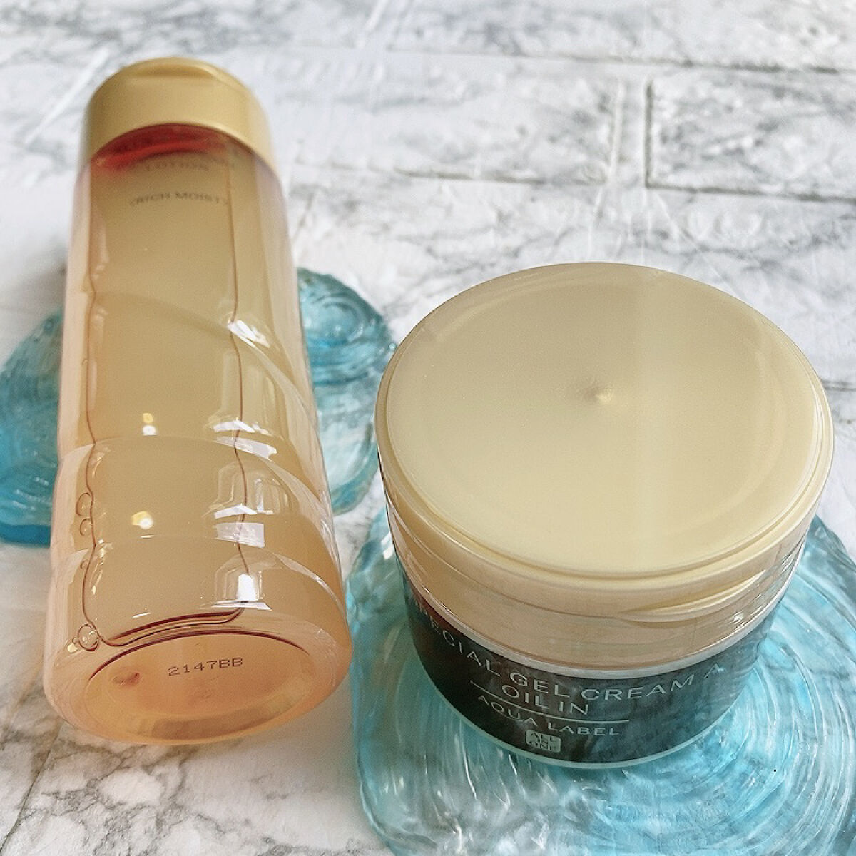 スペシャルジェルクリーム(オイルイン)/アクアレーベル/オールインワン化粧品を使ったクチコミ（2枚目）