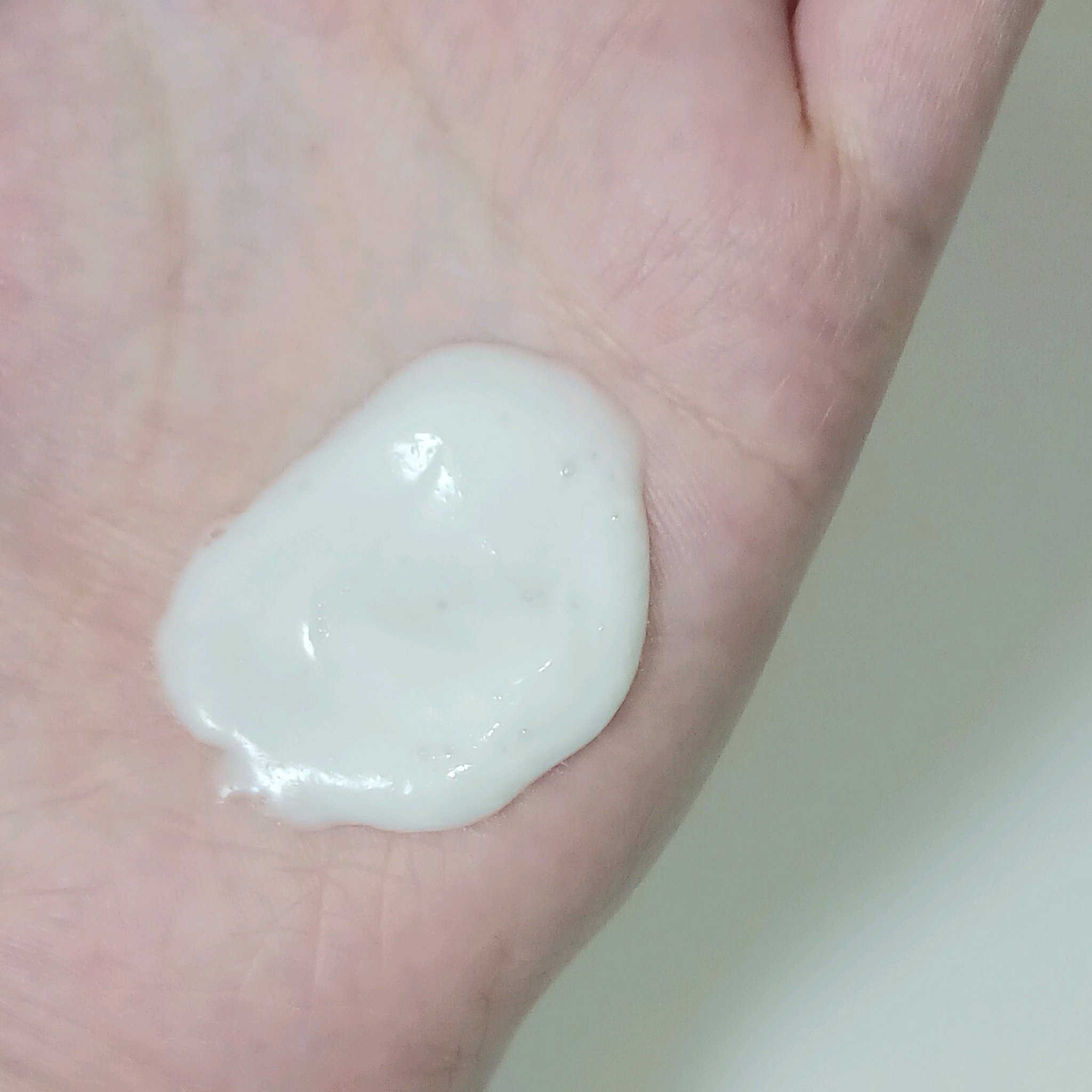 ダヴ クリームボディウォッシュ ジョイアスグロウ/ダヴ/ボディソープを使ったクチコミ（3枚目）