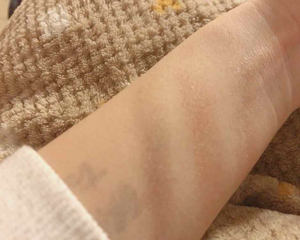 トーンアップアイシャドウ/CEZANNE/アイシャドウパレットを使ったクチコミ(2枚目)