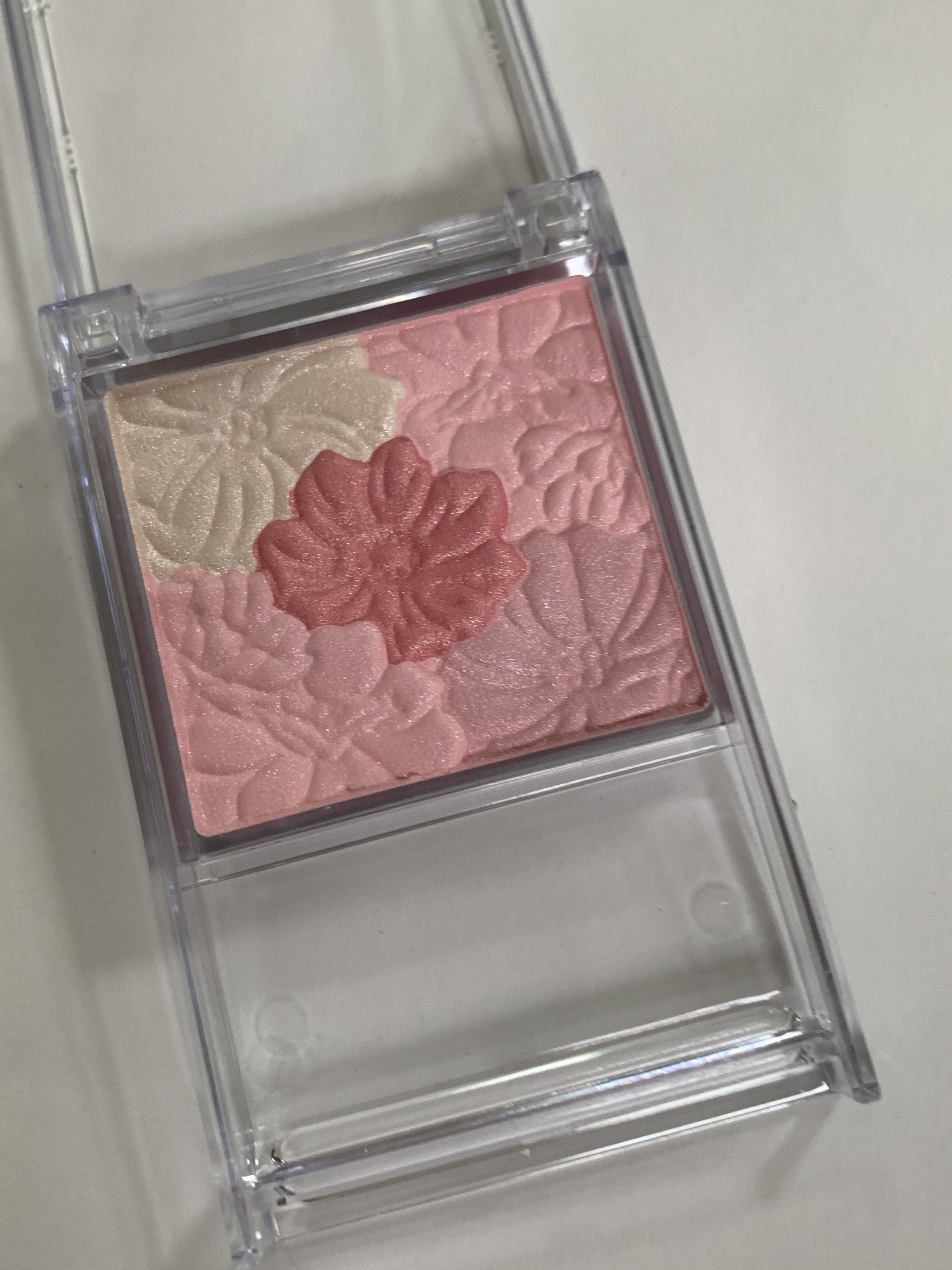 グロウフルールチークス/キャンメイク/パウダーチークを使ったクチコミ（3枚目）