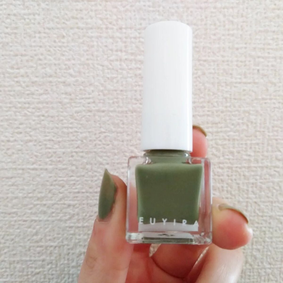 ブラッシングネイルカラー/EUYIRA/マニキュアを使ったクチコミ(2枚目)