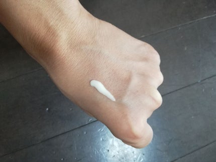 サンカットR パーフェクトUV エッセンス/サンカット®/日焼け止めローションを使ったクチコミ(2枚目)