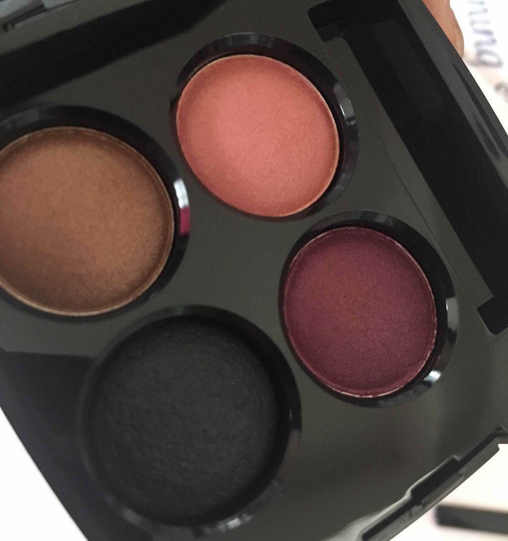 レ キャトル オンブル/CHANEL/アイシャドウパレットを使ったクチコミ(2枚目)