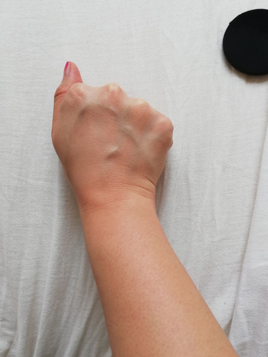 エバーグロウクッション SPF23 PA++/FEMMUE/クッションファンデーションを使ったクチコミ(3枚目)