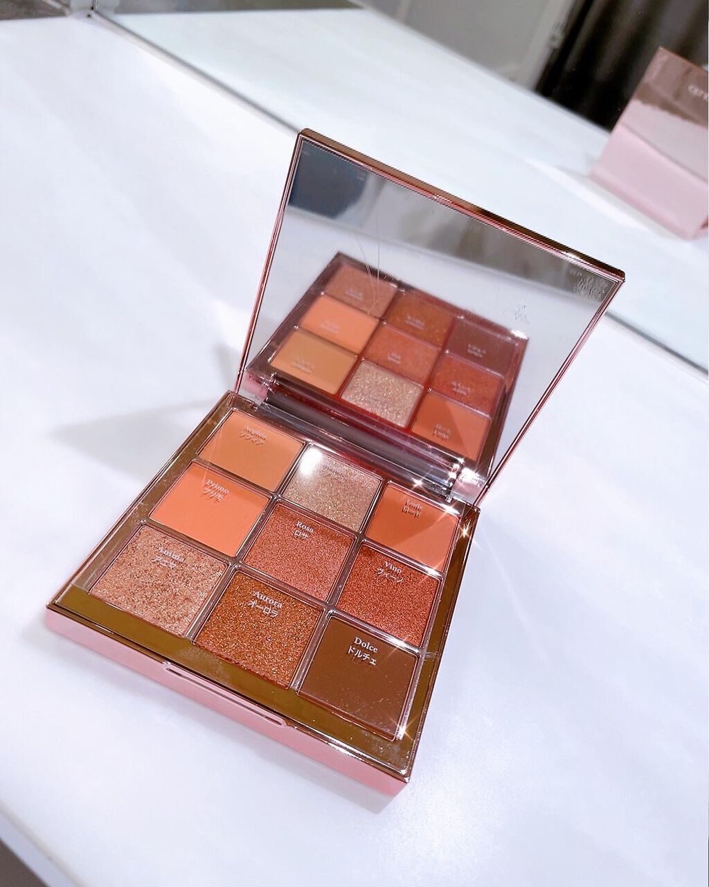 The Bella collection eyeshadow palette/CELEFIT/アイシャドウパレットを使ったクチコミ(3枚目)