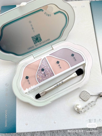 花色傾眸アイシャドウパレット(真珠限定)/花西子/アイシャドウパレットを使ったクチコミ(8枚目)