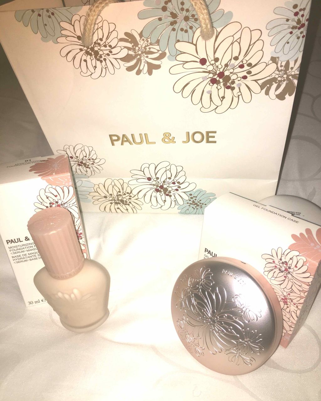モイスチュアライジング ファンデーション プライマー S/PAUL & JOE BEAUTE/化粧下地を使ったクチコミ(1枚目)
