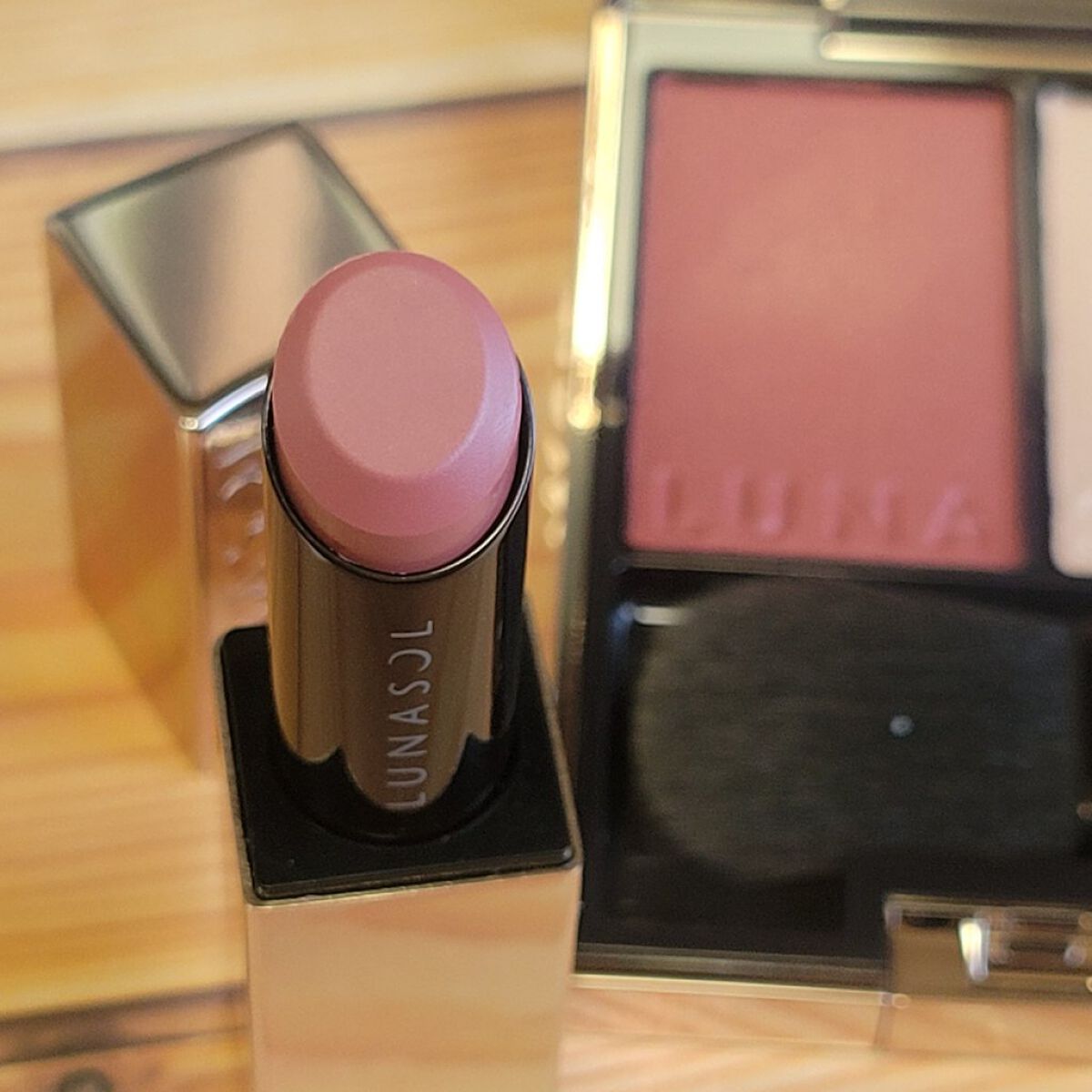 プランプメロウリップス EX10 Cuddle Rose（カドルローズ）/LUNASOL/口紅を使ったクチコミ（1枚目）