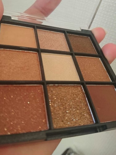 UR GLAM　BLOOMING EYE COLOR PALETTE/U R GLAM/パウダーアイシャドウを使ったクチコミ（2枚目）