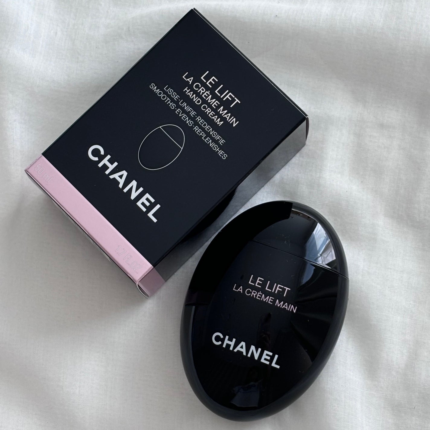 ル リフト ラ クレーム マン/CHANEL/ハンドクリームを使ったクチコミ(5枚目)