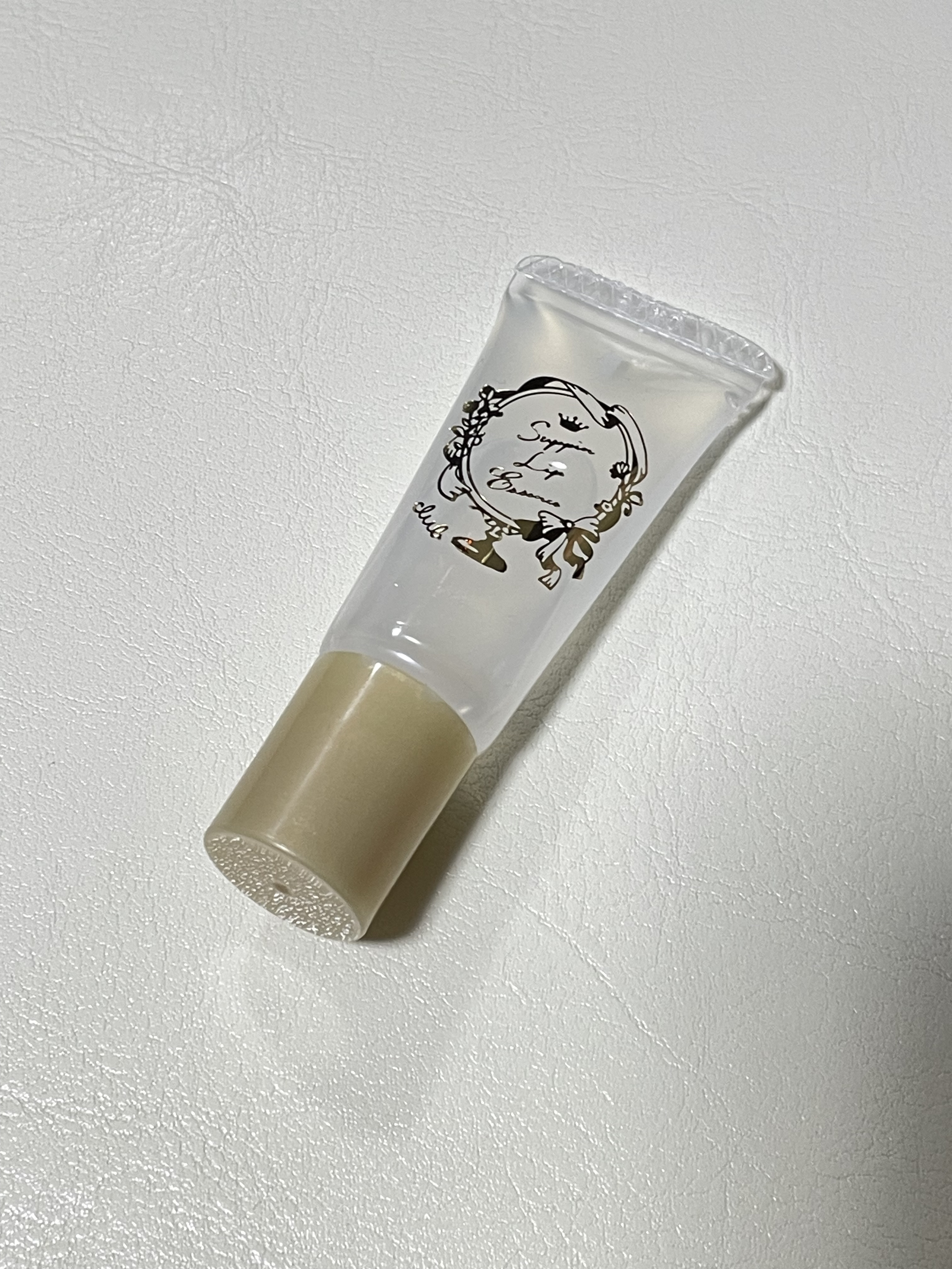 すっぴんリップエッセンス/クラブ/リップ美容液を使ったクチコミ（1枚目）