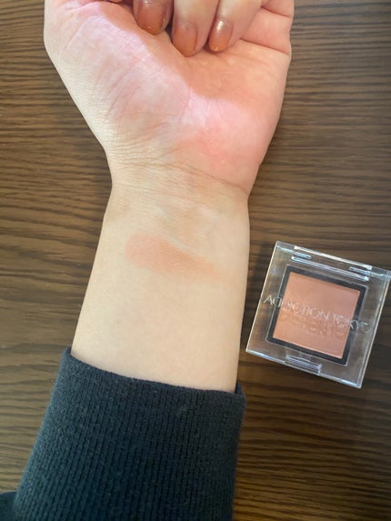 アディクション ザ アイシャドウ マット/ADDICTION/単色アイシャドウを使ったクチコミ(2枚目)