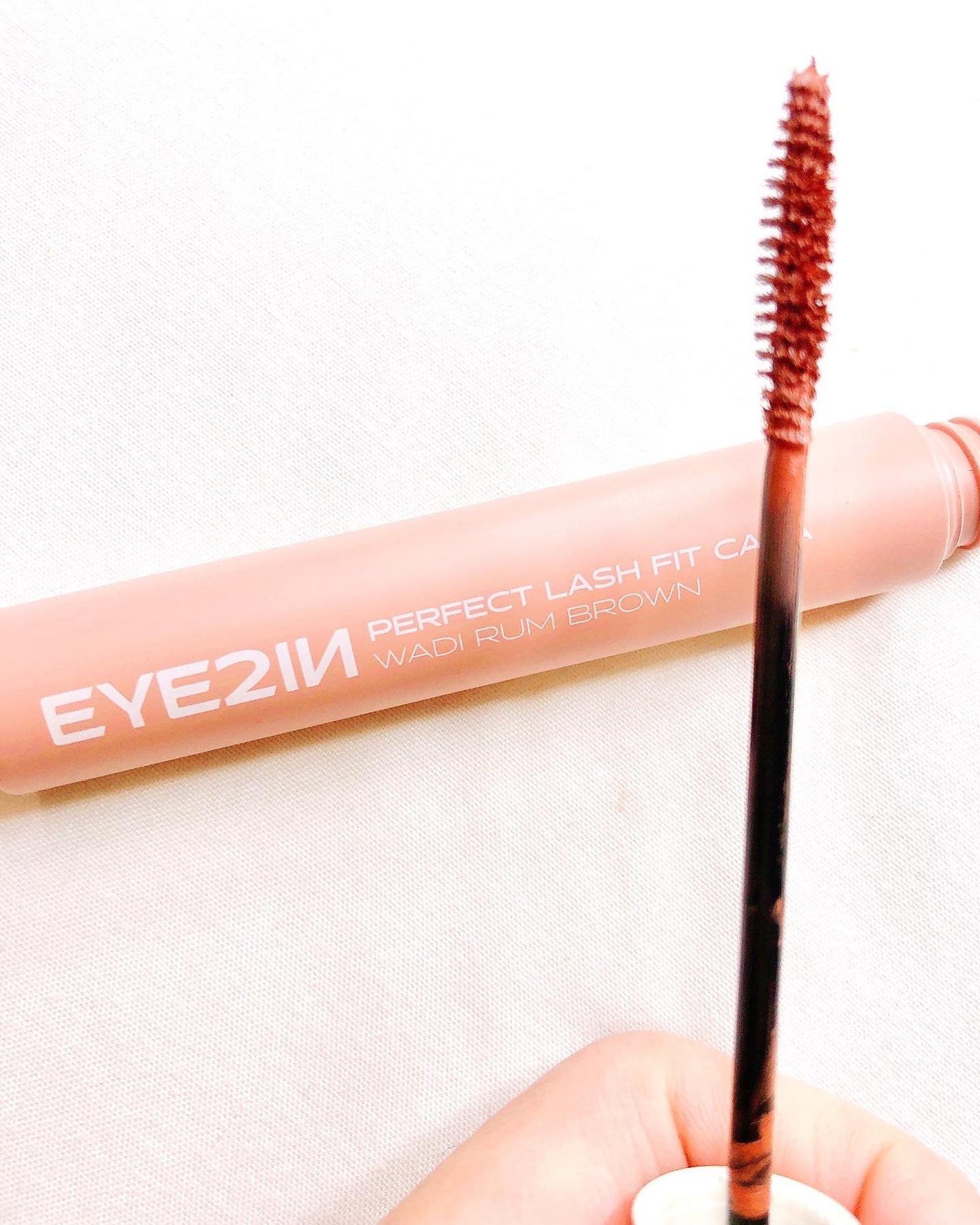 chikarina on LIPS 「EYE2IN韓国大人気のマスカラ パーフェクトラッシュフィット..」(4枚目)