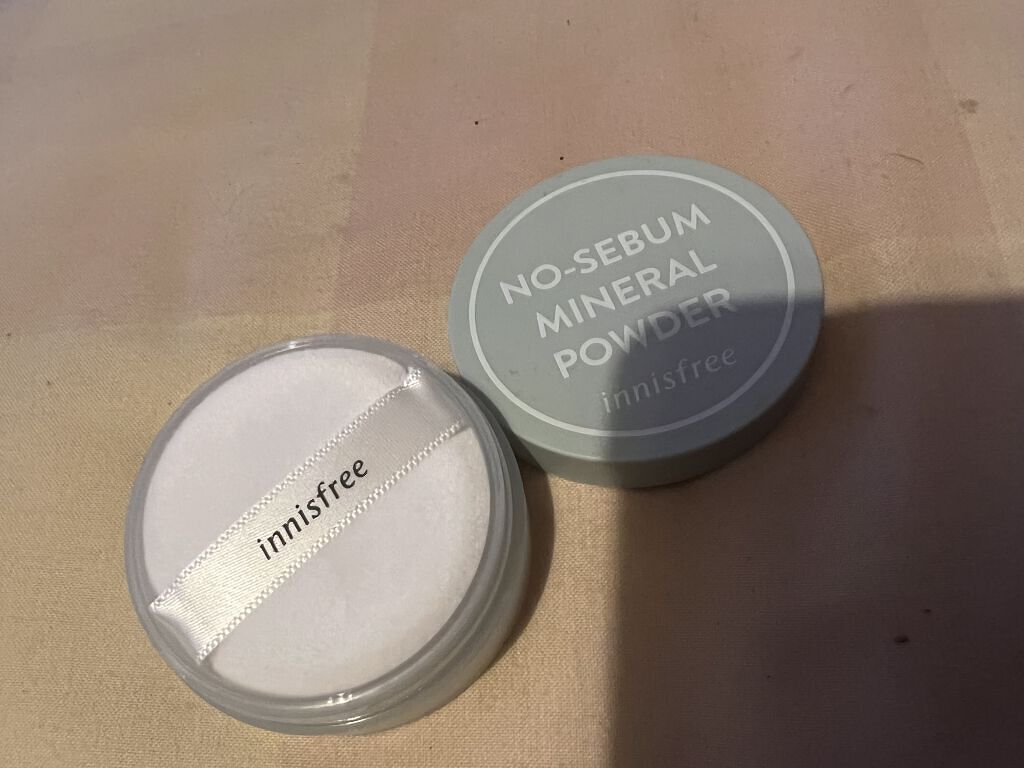 ノーセバム　ミネラルパウダー　N/innisfree/ルースパウダーを使ったクチコミ（2枚目）