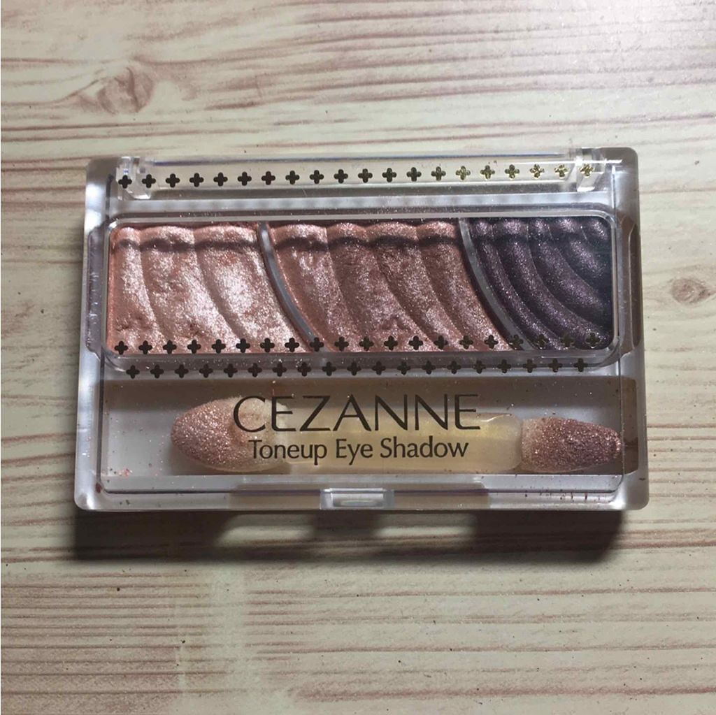 トーンアップアイシャドウ/CEZANNE/アイシャドウパレットを使ったクチコミ(1枚目)