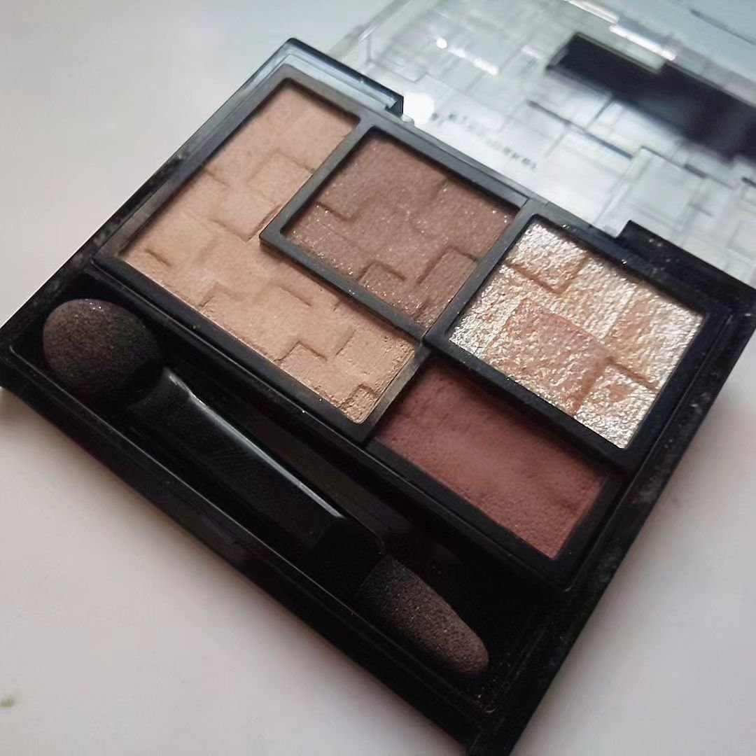 バーチャルアイズメイカー/KATE/アイシャドウパレットを使ったクチコミ（2枚目）