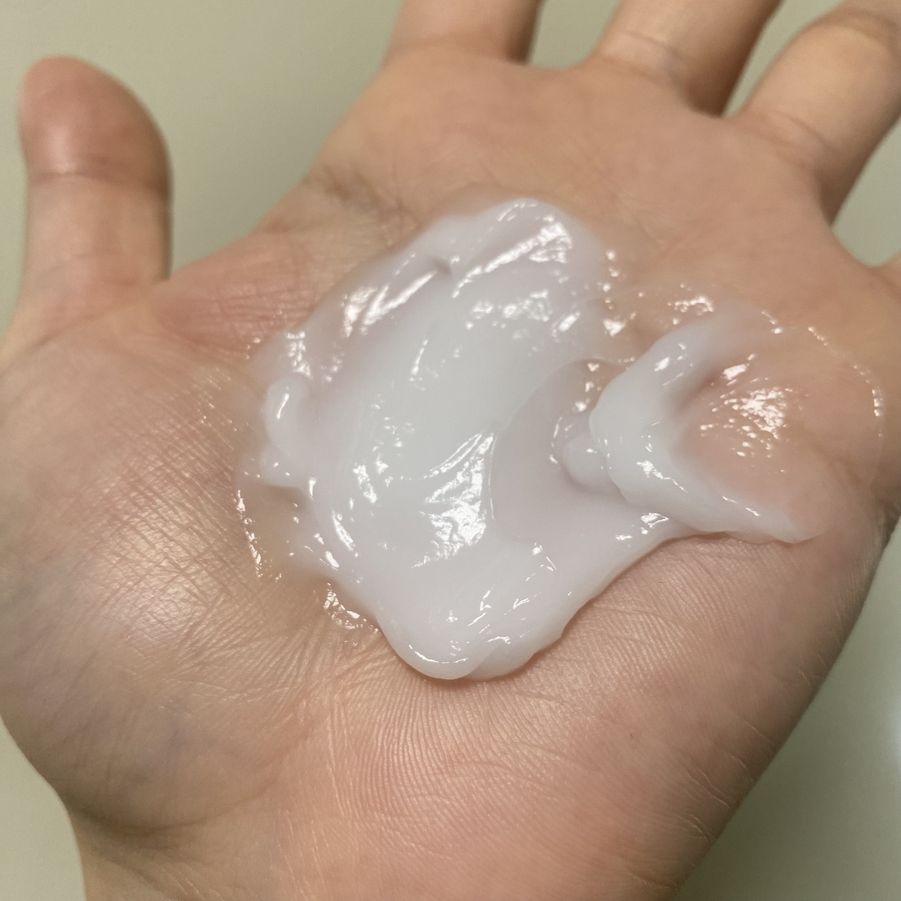 モイストスムースリペア 洗い流すトリートメント 300g/パンテーン/洗い流すヘアトリートメントを使ったクチコミ（3枚目）