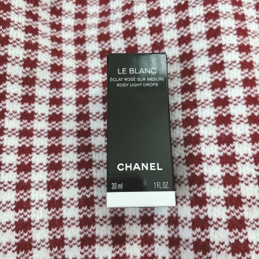 CHANEL ル ブラン ロージー ドロップスのクチコミ「CHANEL
ル ブラン ロージー ドロップス


前から気になってた液状のシャネルのハイライ.....」（3枚目）