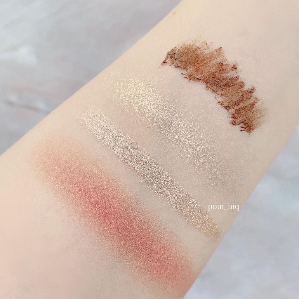 タッチインソル METALLISTグリッターシャドウデュオ/touch in SOL /グリッターを使ったクチコミ（3枚目）