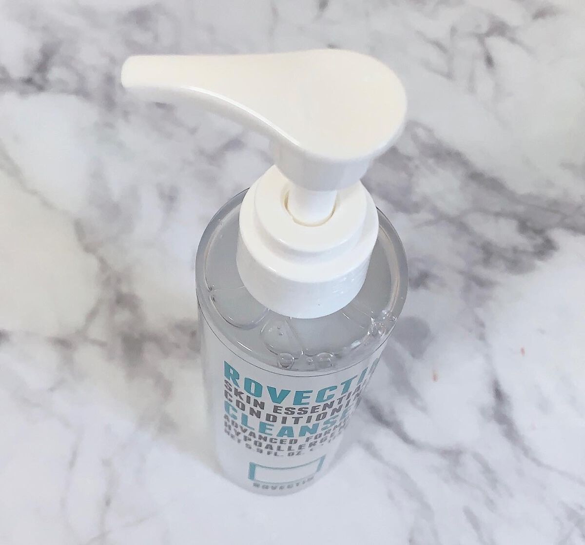 エッセンシャル クレンザー/ロベクチン/洗顔フォームを使ったクチコミ（3枚目）