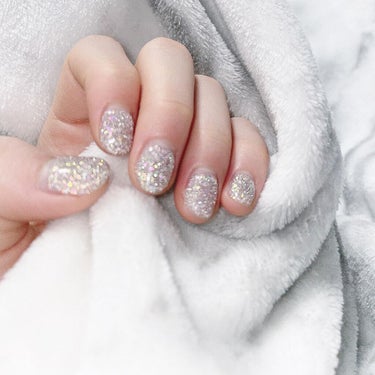 💅🤍❄️#セルフネイル　#グリッターネイル  #キラキラネイル  #ジェルネイル　#冬ネイル