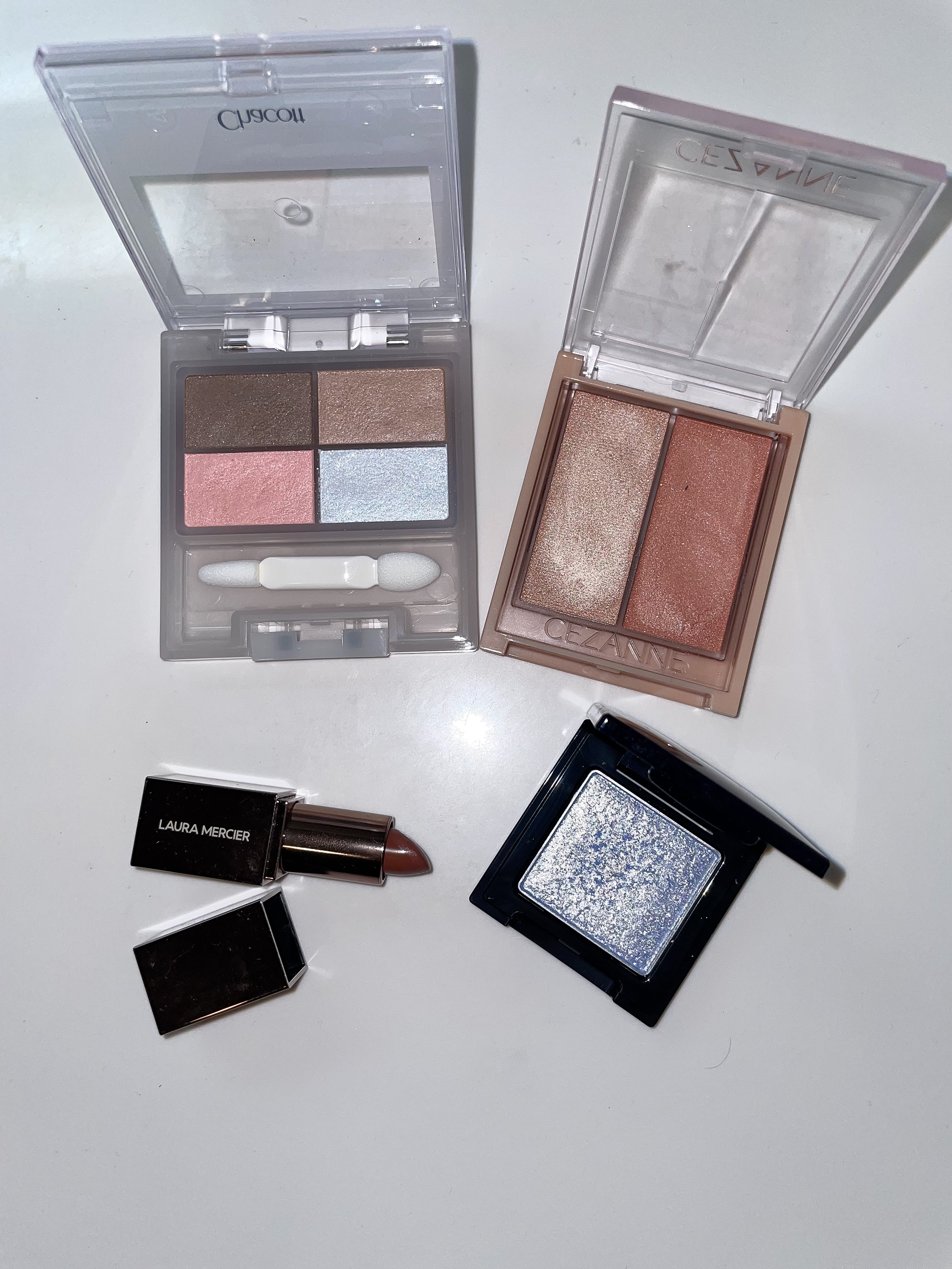 ルージュ エッセンシャル シルキー クリーム リップスティック/ローラ メルシエ/口紅を使ったクチコミ（3枚目）