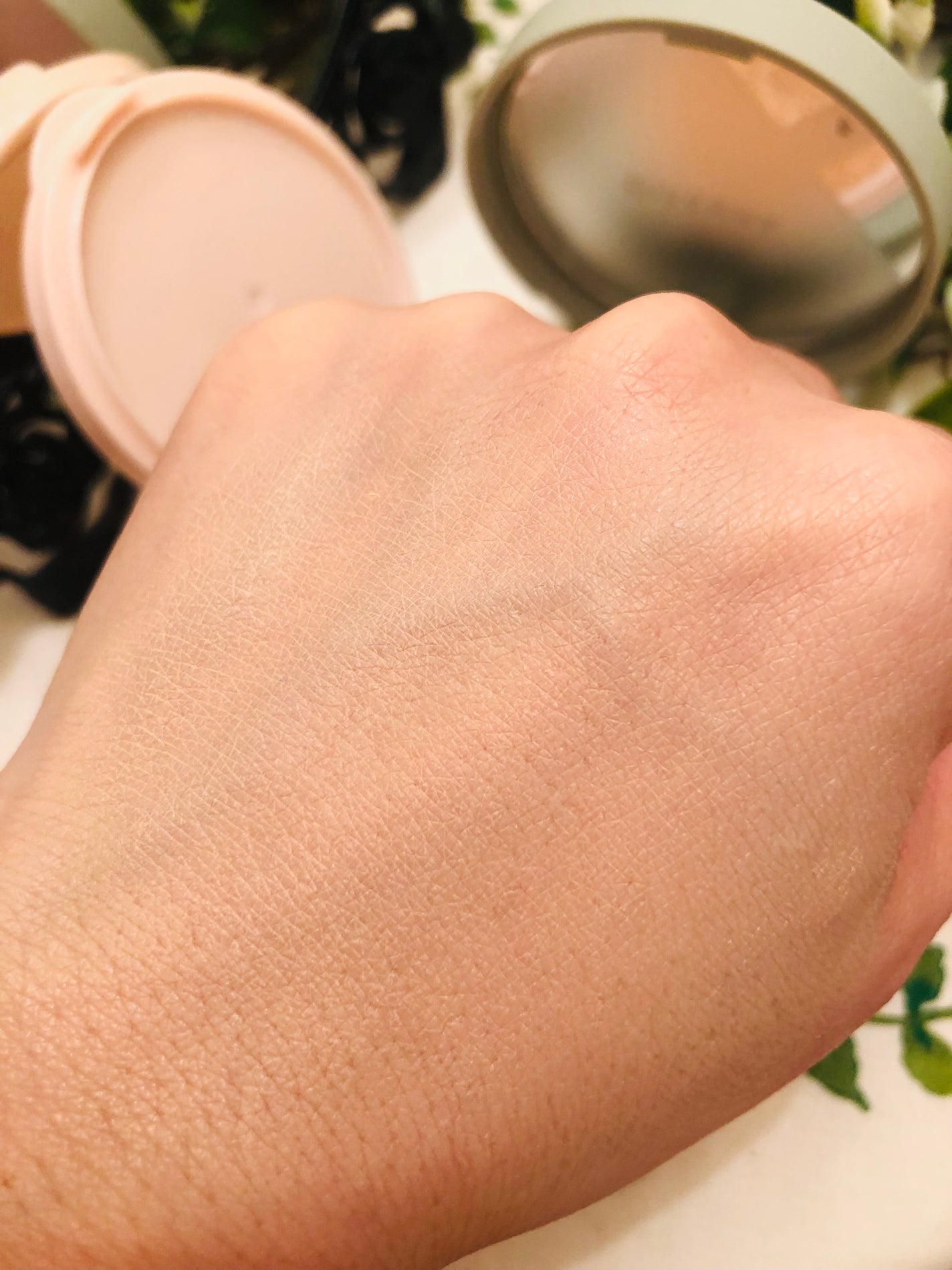 ジヴェルニー 密着カバークッション/GIVERNY/クッションファンデーションを使ったクチコミ(4枚目)