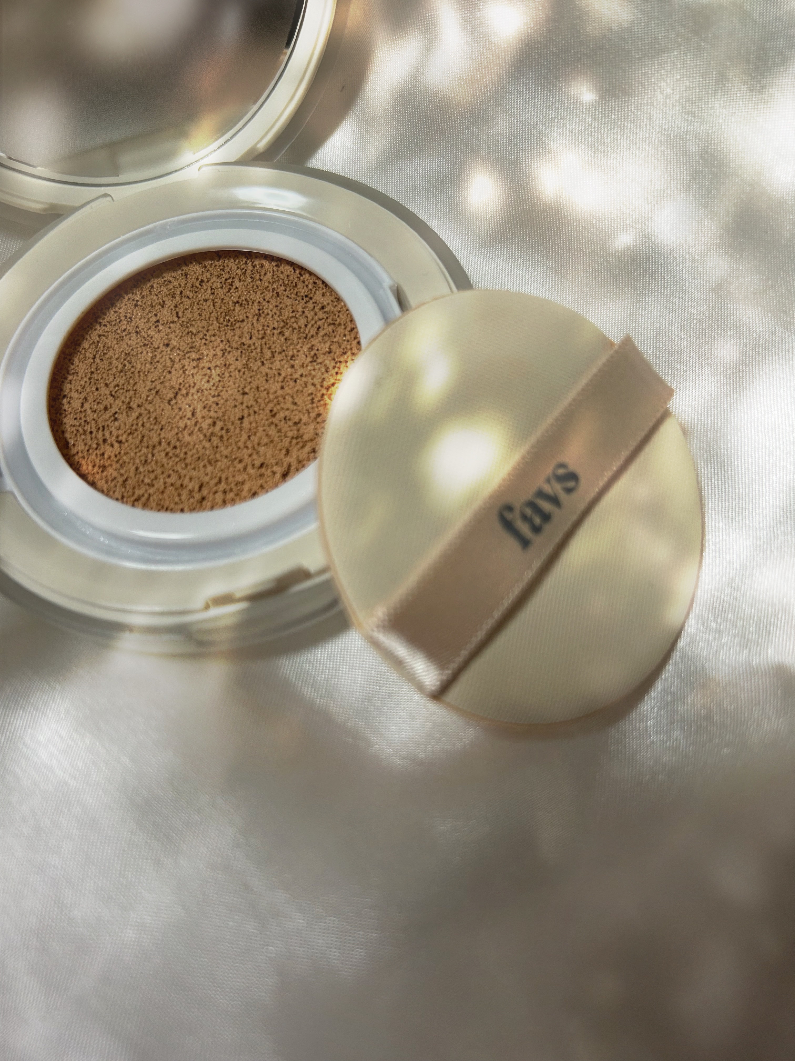 カーミンググロウアップクッションファンデーション/favs/リキッドファンデーションを使ったクチコミ（1枚目）