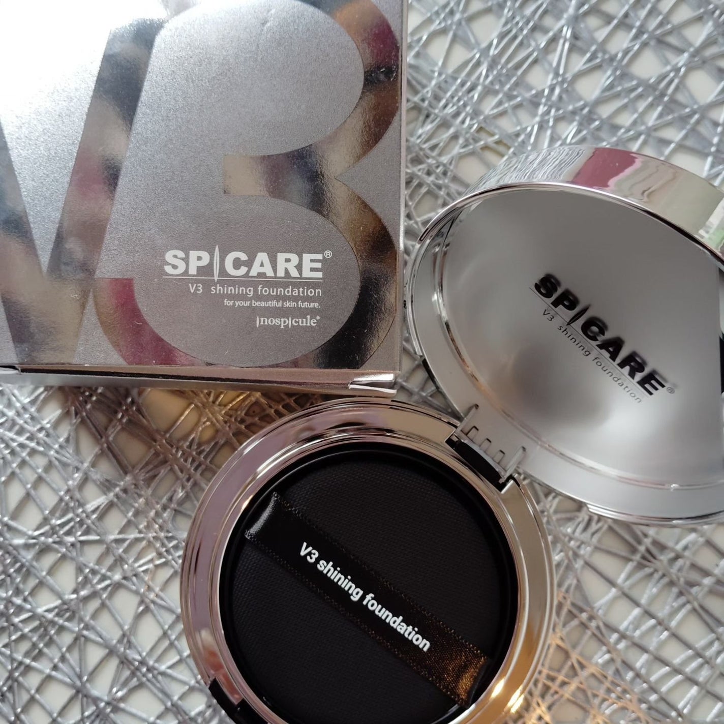 V3シャイニングファンデーション/SPICARE/クッションファンデーションを使ったクチコミ(3枚目)