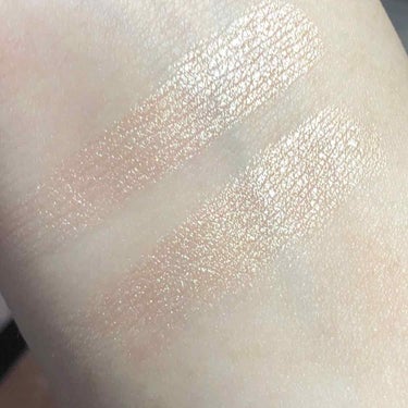 MegaGlo Highlighting Powder/wet 'n' wild/パウダーハイライトを使ったクチコミ（3枚目）